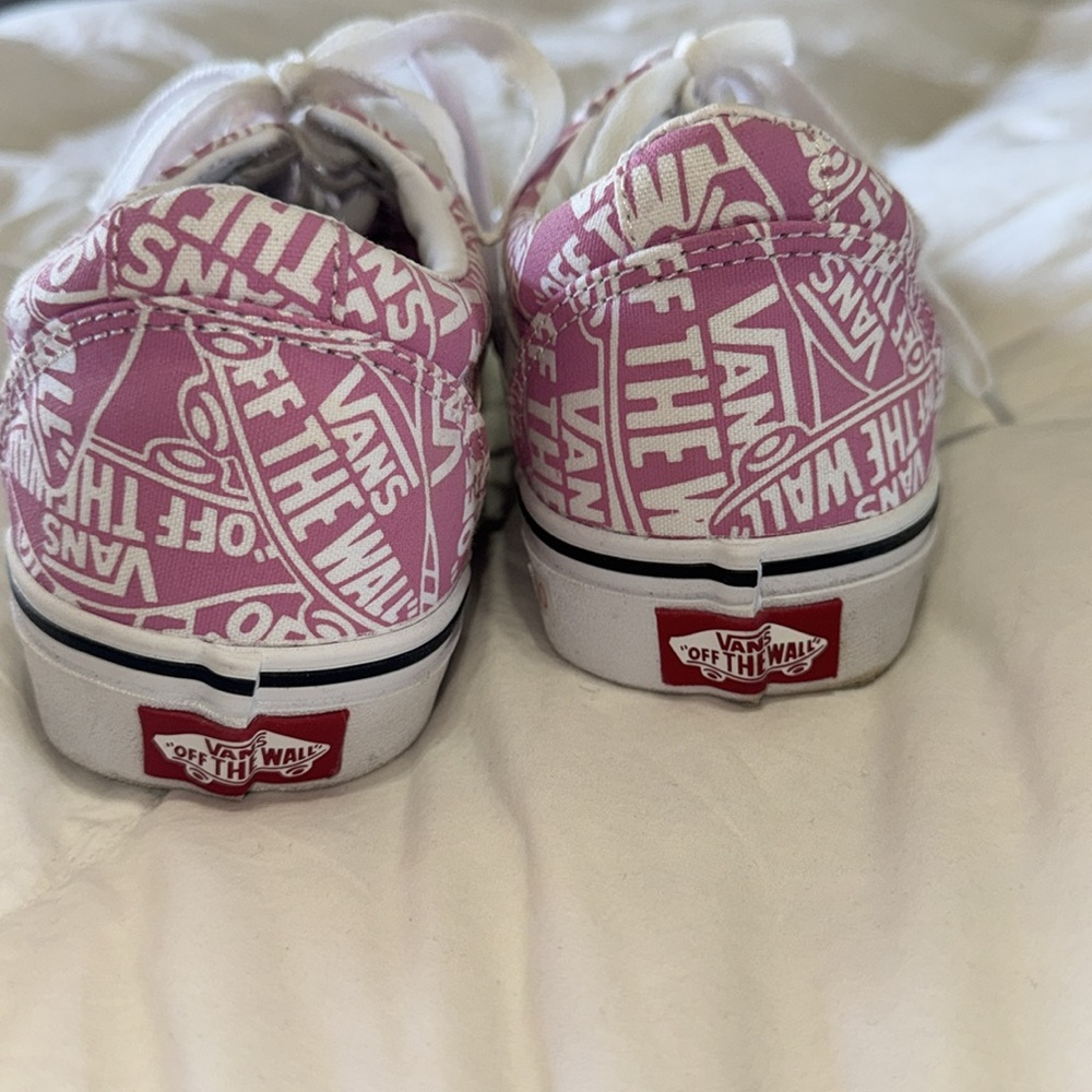 Pink Vans! - Picture 4 of 5